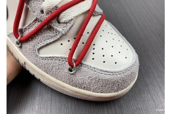 O-W Lot DJ0950-103 Dunk Low Nike 40 1010